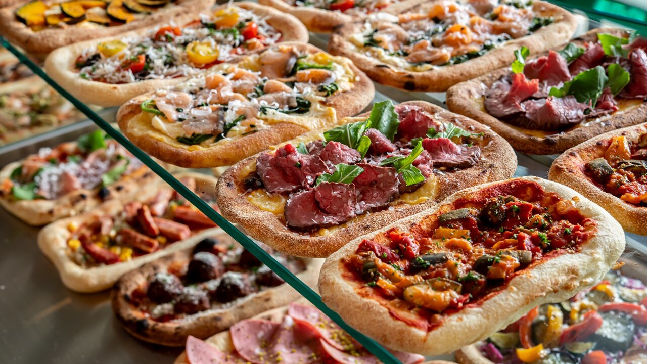 イタリア食堂 VOLTA うめきたグリーンプレイス店|レストランサービス・ホールスタッフの求人画像1枚目