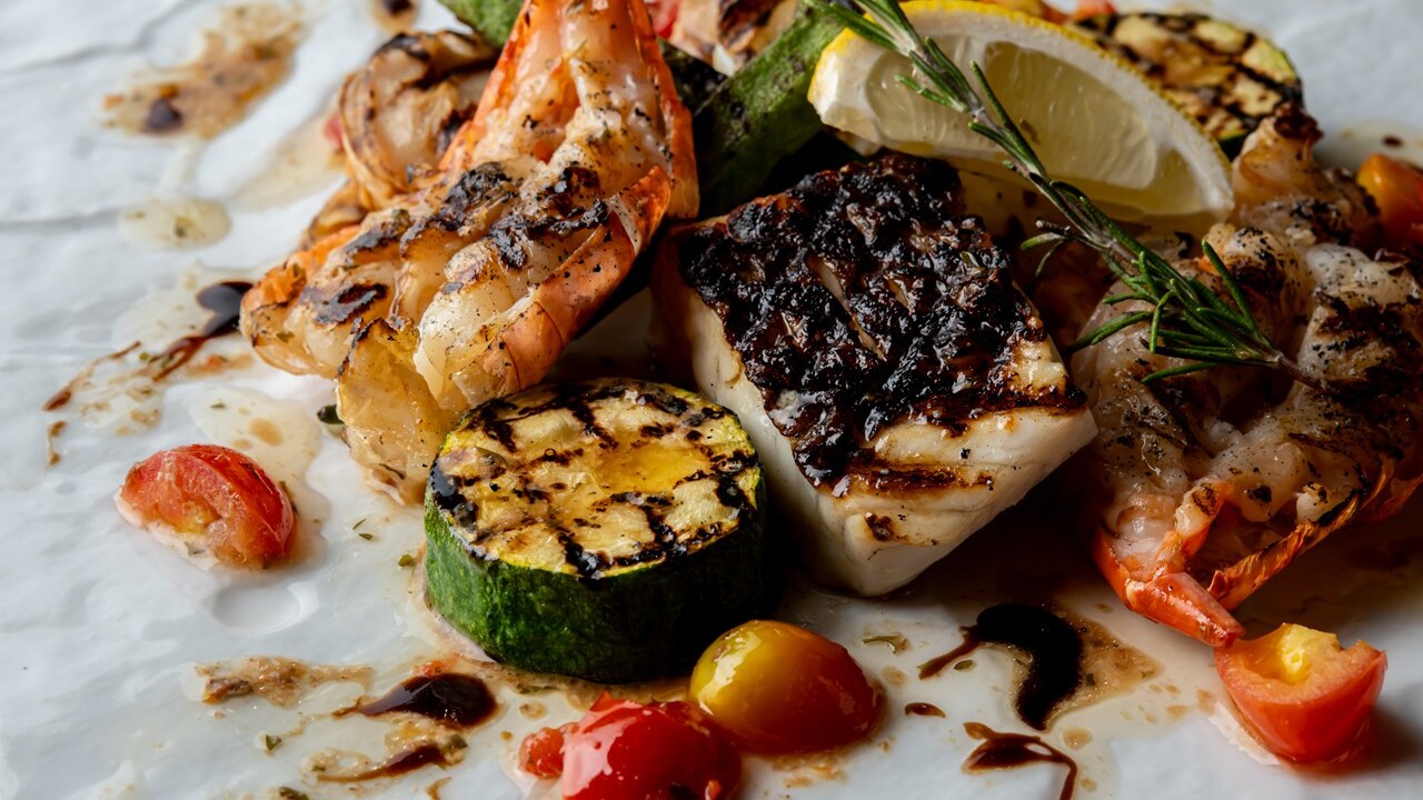 炭火焼とワインの酒場 VOLTA 北新地店|料理長・料理長候補の求人画像2枚目