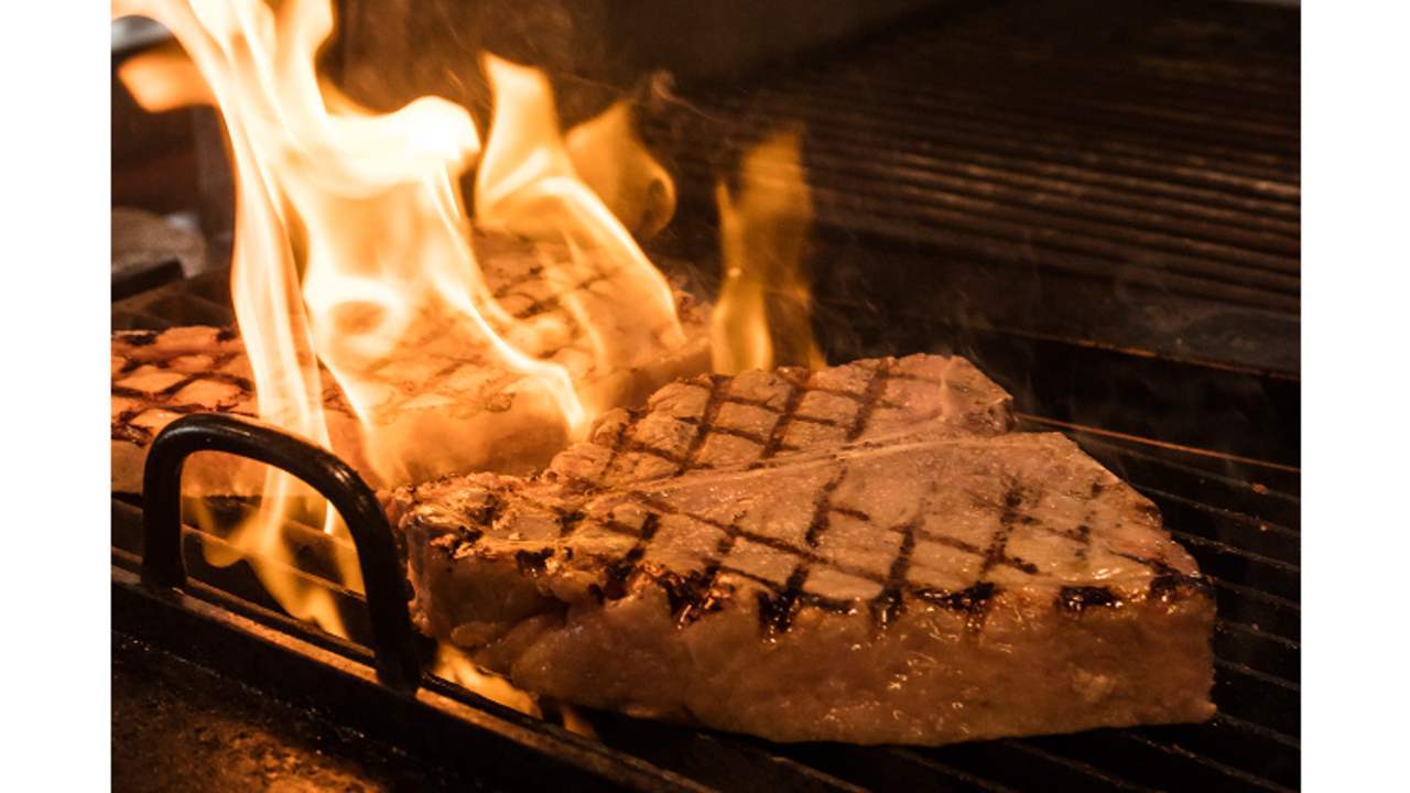 GRILL＆DINING用賀俱楽部|料理長・料理長候補の求人画像1枚目