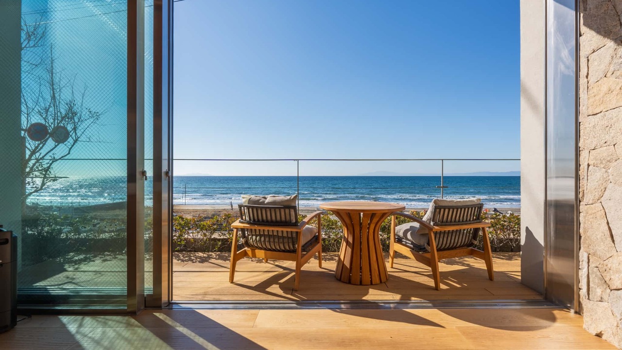 UMITO 鎌倉 材木座 リゾートホテル, ラグジュアリーホテル | 宿泊部門 | 宿泊全般)の求人の写真 1枚目