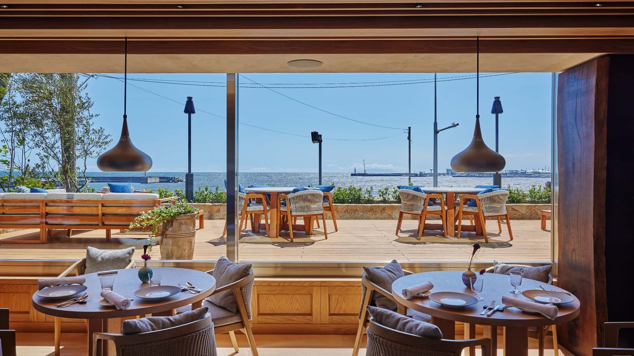 UMITO鎌倉腰越 リゾートホテル, ラグジュアリーホテル | 調理部門 | 料理長・料理長候補)の求人の写真 1枚目