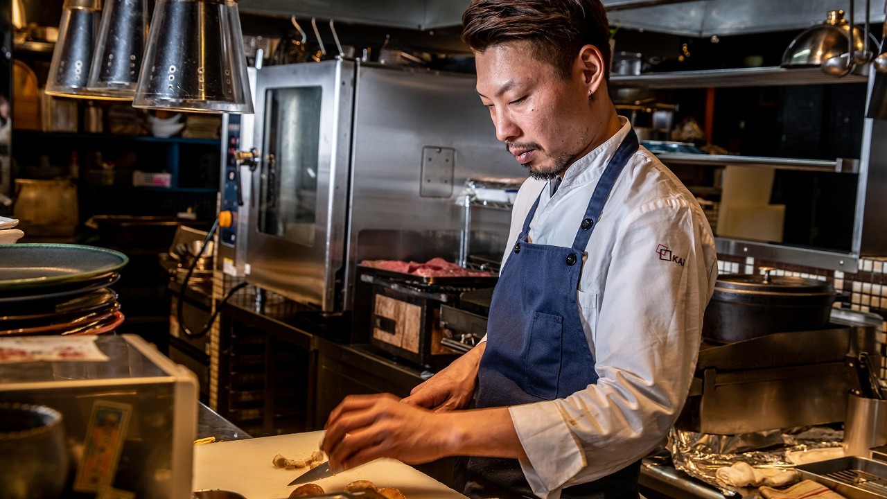 炭と地酒とたしなみワイン Kai本店 醸す|料理長・料理長候補の求人画像4枚目