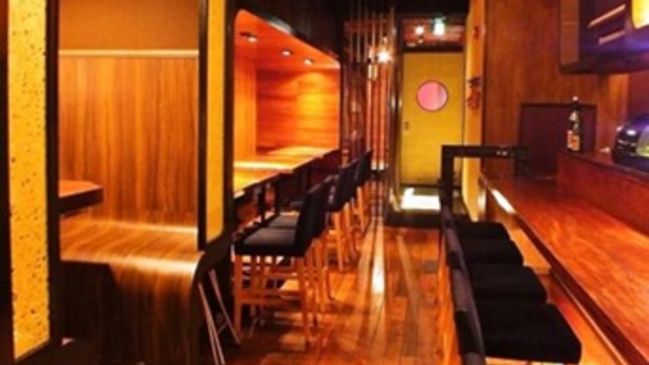 牡蠣ダイニング★かいり★（海鮮と日本酒のお店）|店長・店長候補の求人画像1枚目