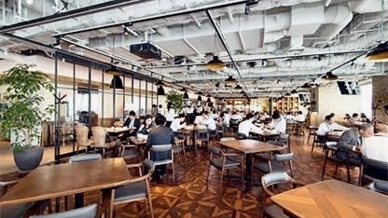 Lucy’s CAFE & DINING|店長・店長候補の求人画像2枚目