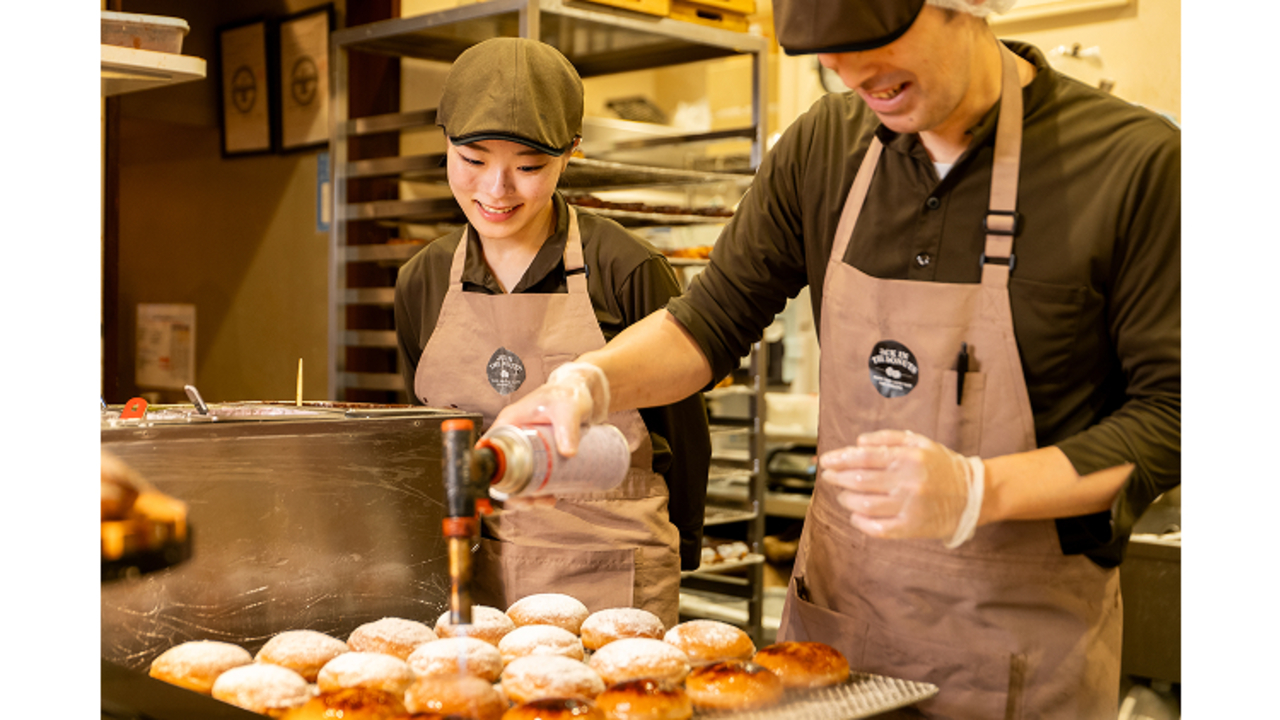 JACK IN THE DONUTS|販売スタッフの求人画像1枚目