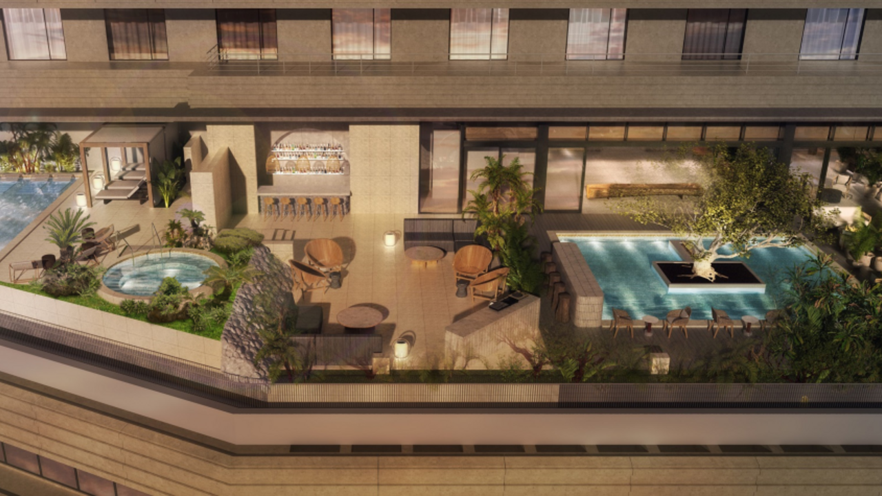 ザ ロイヤルパークホテル アイコニック|レストランサービス・ホールスタッフの求人画像1枚目