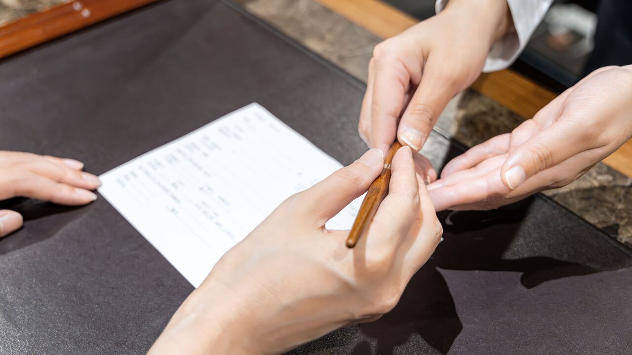 ホテルJALシティ|フロントスタッフの求人画像1枚目