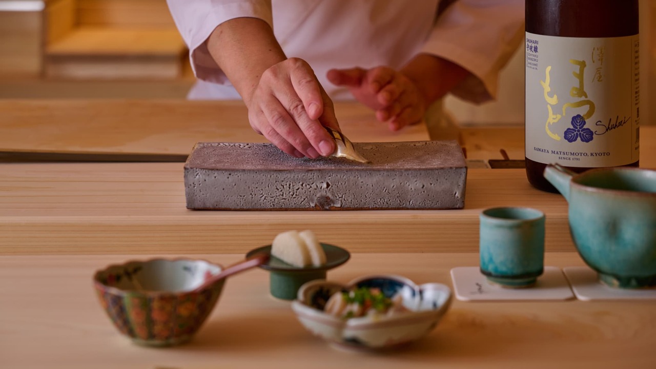 とよひさ 日本料理・懐石料理, 寿司・鮨 | 女将・和装ホール)の求人の写真 4枚目