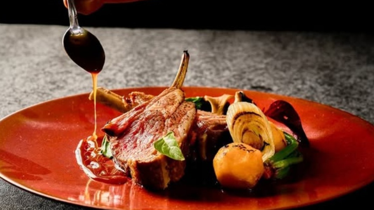 くつかけステイ中軽井沢グループ|レストランサービス・ホールスタッフの求人画像1枚目