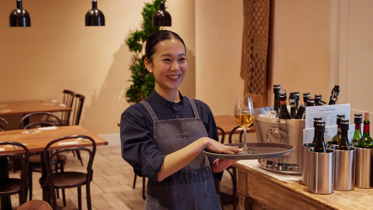 TRUNK(HOTEL)|レストランサービス・ホールスタッフの求人画像2枚目