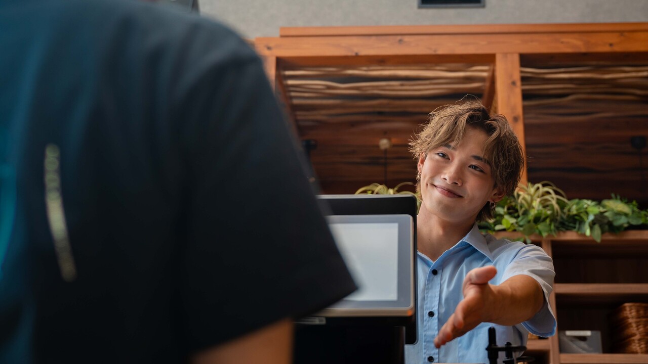 PISOLA|レストランサービス・ホールスタッフの求人画像1枚目