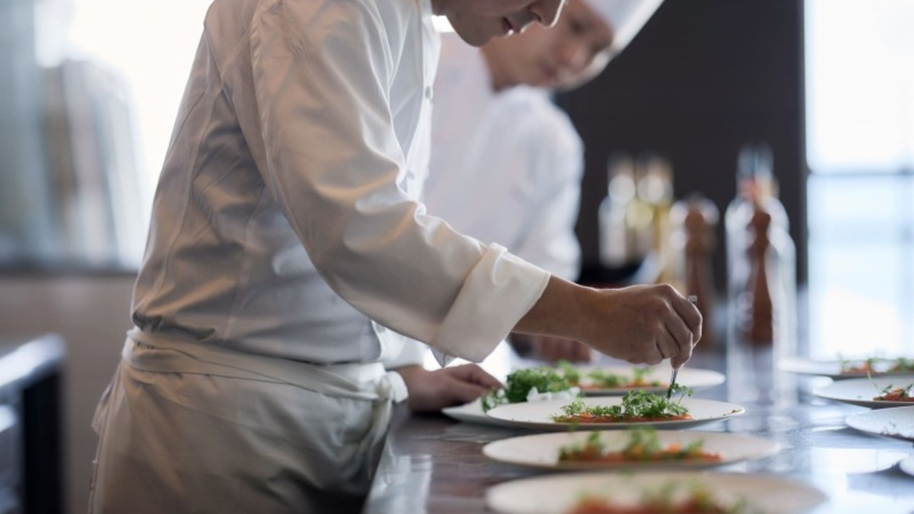 高宮庭園茶寮|パティシエの求人画像4枚目