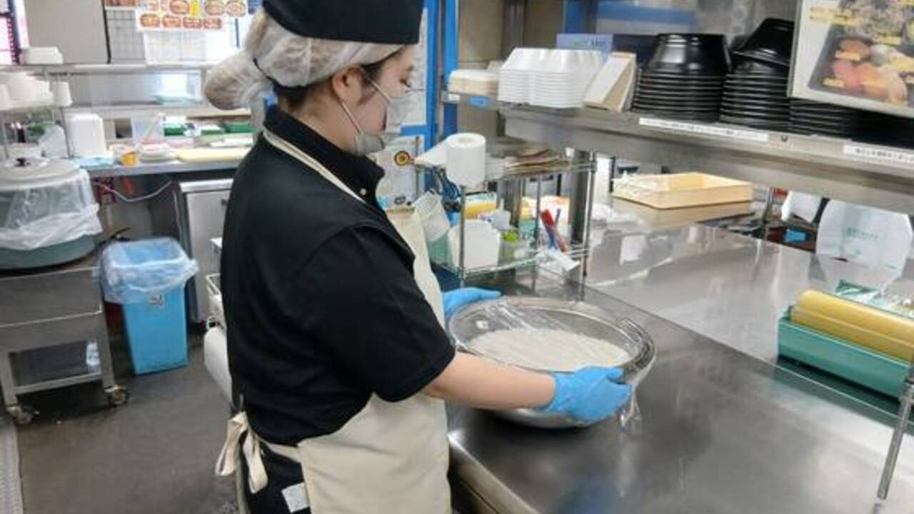 札幌海鮮丸|キッチンスタッフの求人画像2枚目