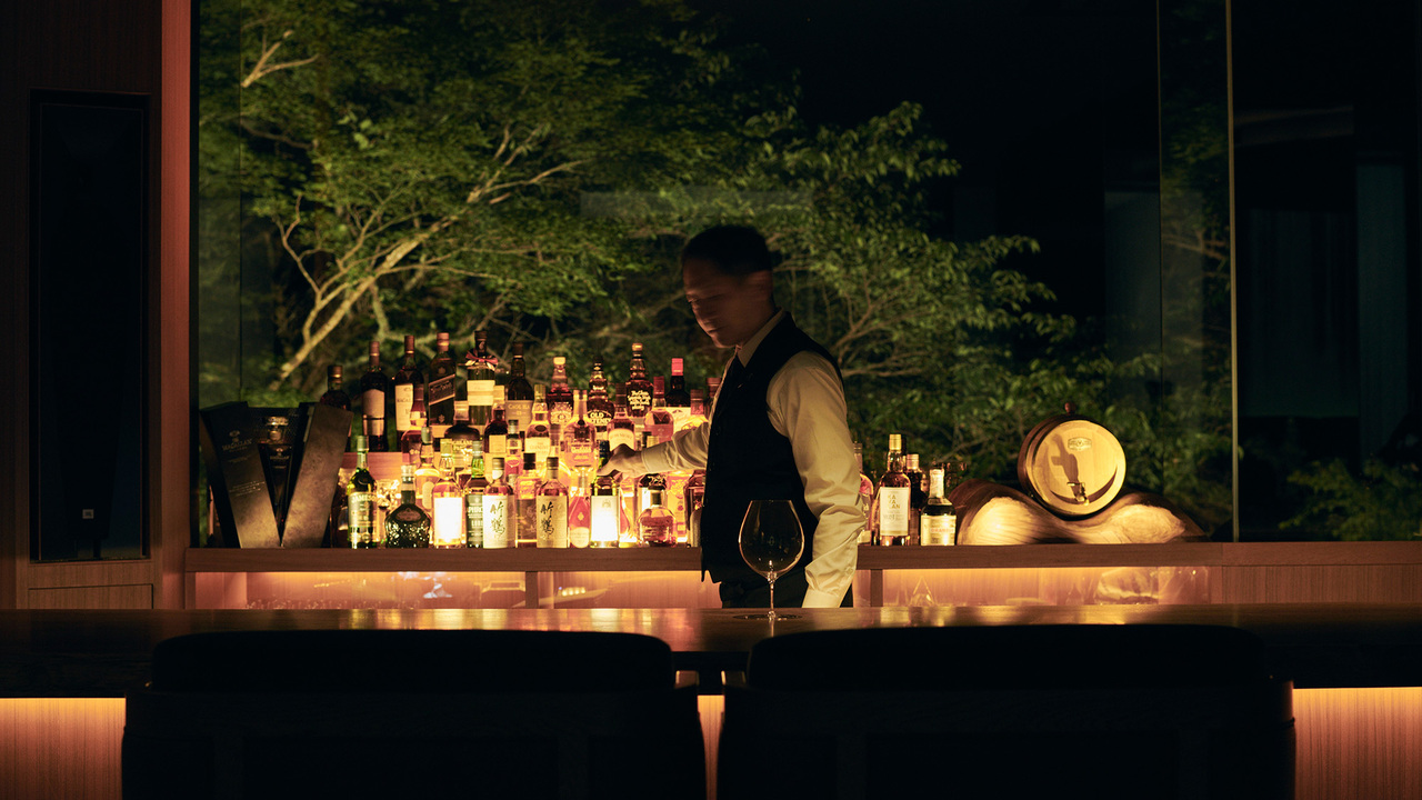 barhotel箱根香山|料飲全般の求人画像1枚目