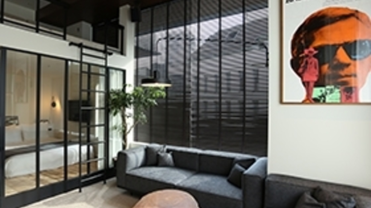 TRUNK(HOTEL)|フロントスタッフの求人画像1枚目