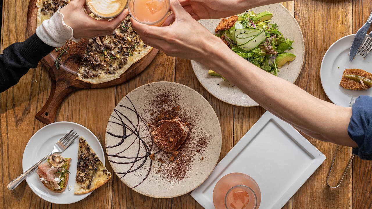 LATTE GRAPHIC|店長・店長候補の求人画像1枚目