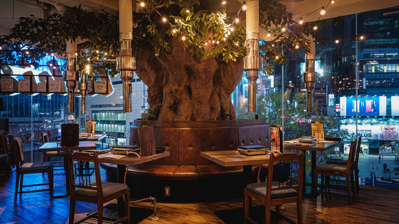 USHIHACHI～牛8～|店長・店長候補の求人画像1枚目