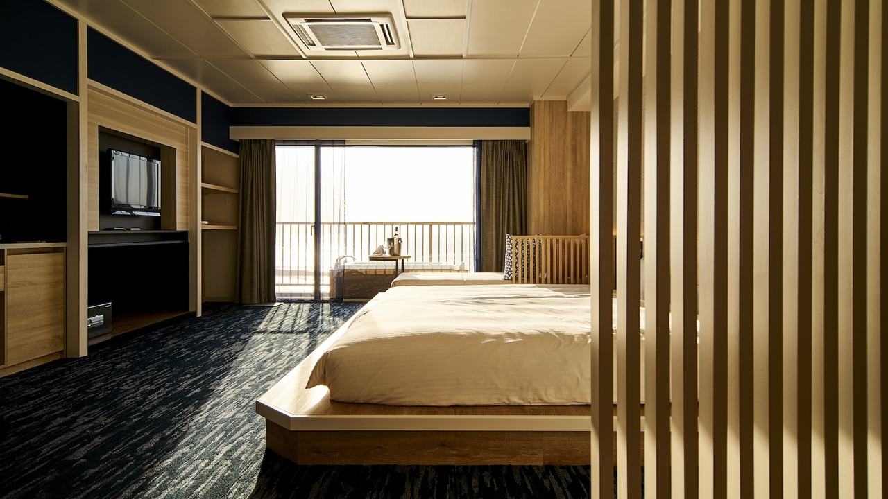 by 温故知新 イル・アズーリ ホテル・旅館 | フロントスタッフ)の求人の写真 1枚目