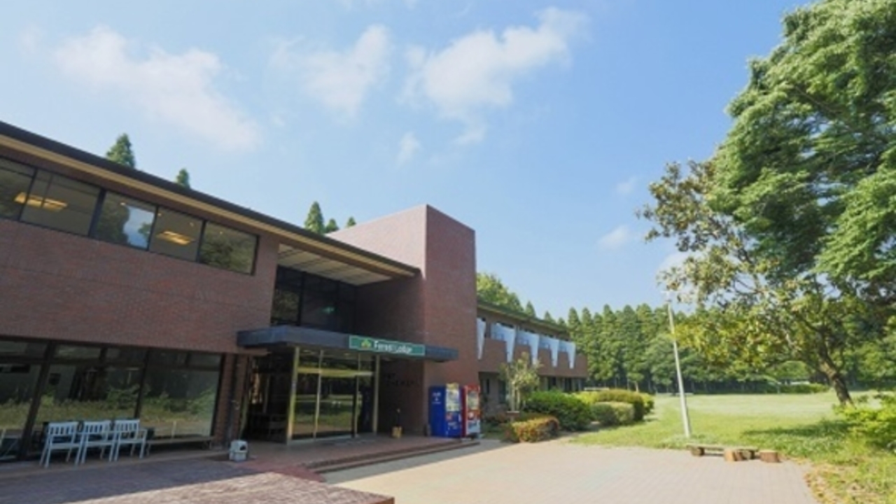 合宿事業 昭和の森フォレストビレッジ その他ホテル | 宿泊部門 | 宿泊全般)の求人の写真 3枚目