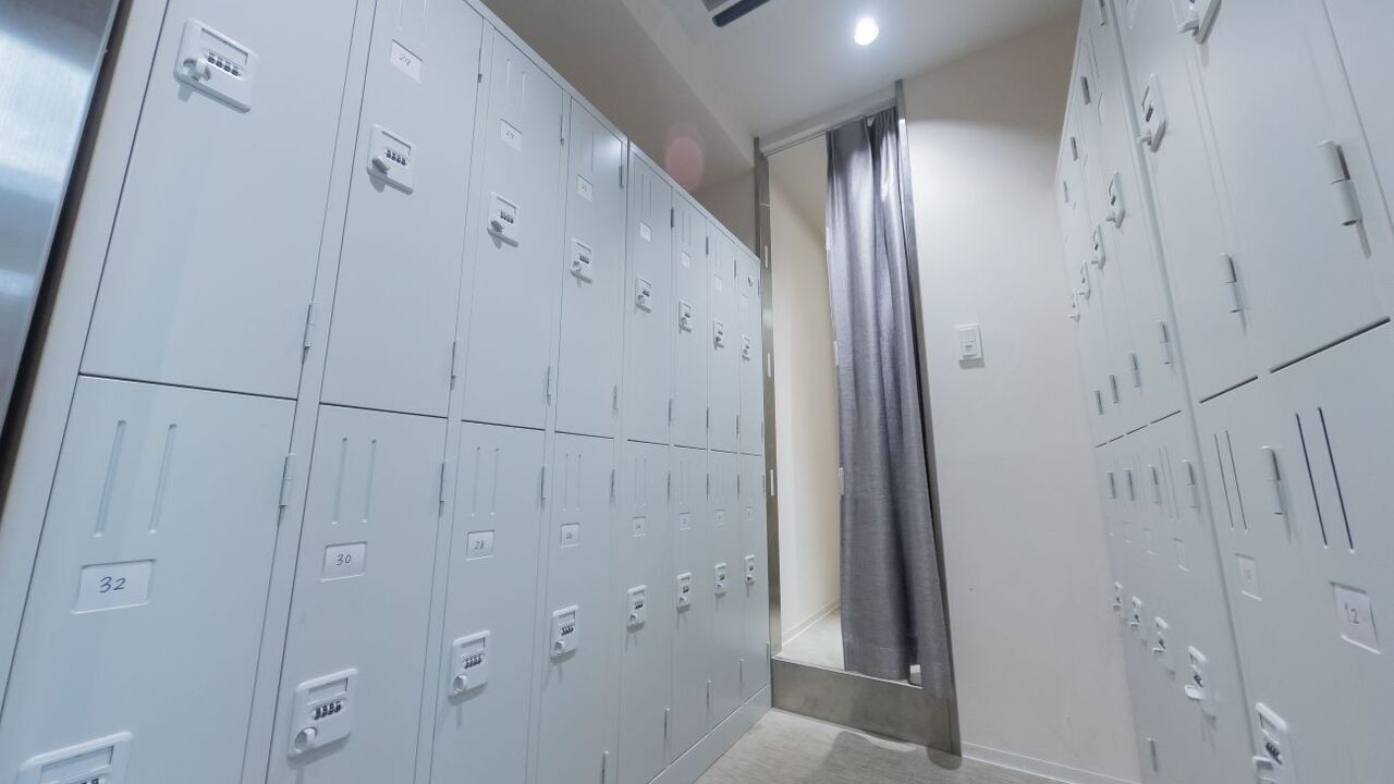 ホテルストレータ那覇|フロントスタッフの求人画像3枚目