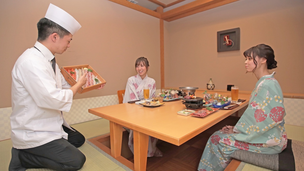 湯田中温泉 あぶらや燈千|フロントスタッフの求人画像1枚目