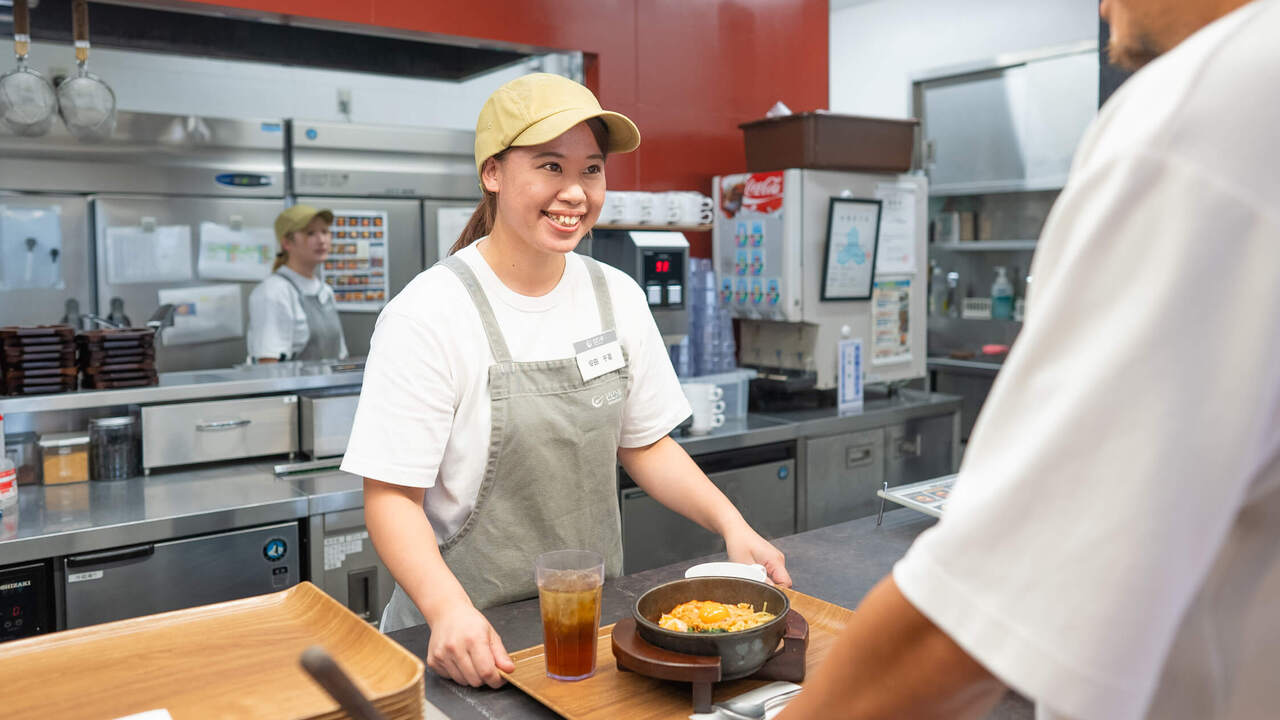 ビビン亭|キッチンスタッフの求人画像1枚目