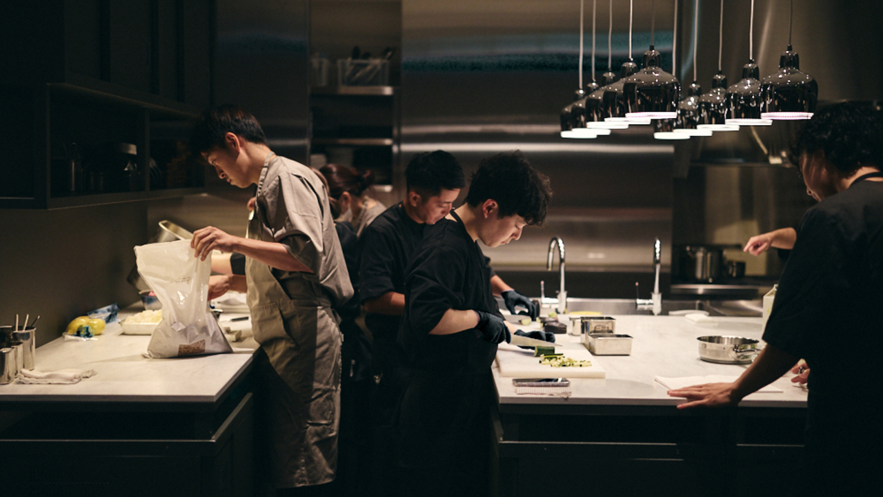 Près de L’AS(プレ・ドゥ・ラス) 原宿|キッチンスタッフの求人画像1枚目