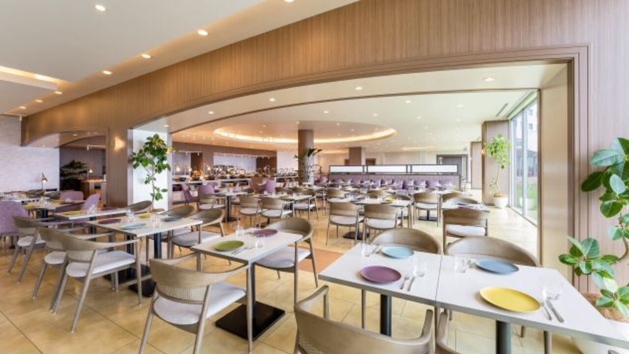 メルキュール和歌山串本リゾート＆スパ ホテル・旅館 | レストランサービス・ホールスタッフ)の求人の写真 2枚目