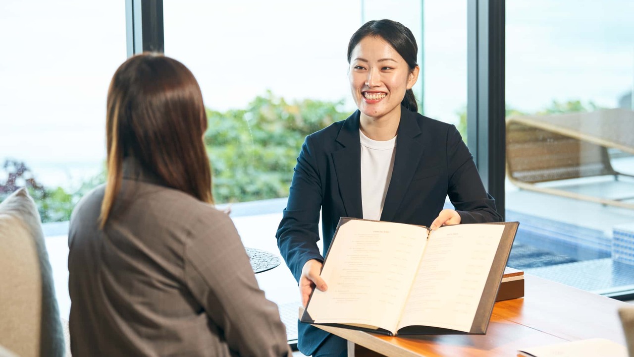 UMITO熱海別邸|宿泊全般の求人画像1枚目