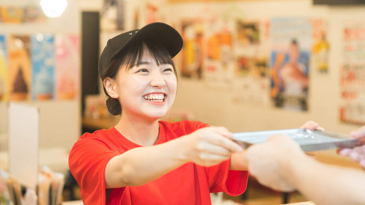 串カツ田中|レストランサービス・ホールスタッフの求人画像2枚目