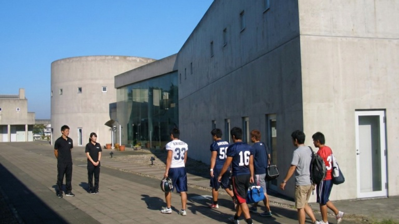 合宿事業 検見川総合運動場 その他ホテル | 宿泊部門 | 宿泊全般)の求人の写真 3枚目