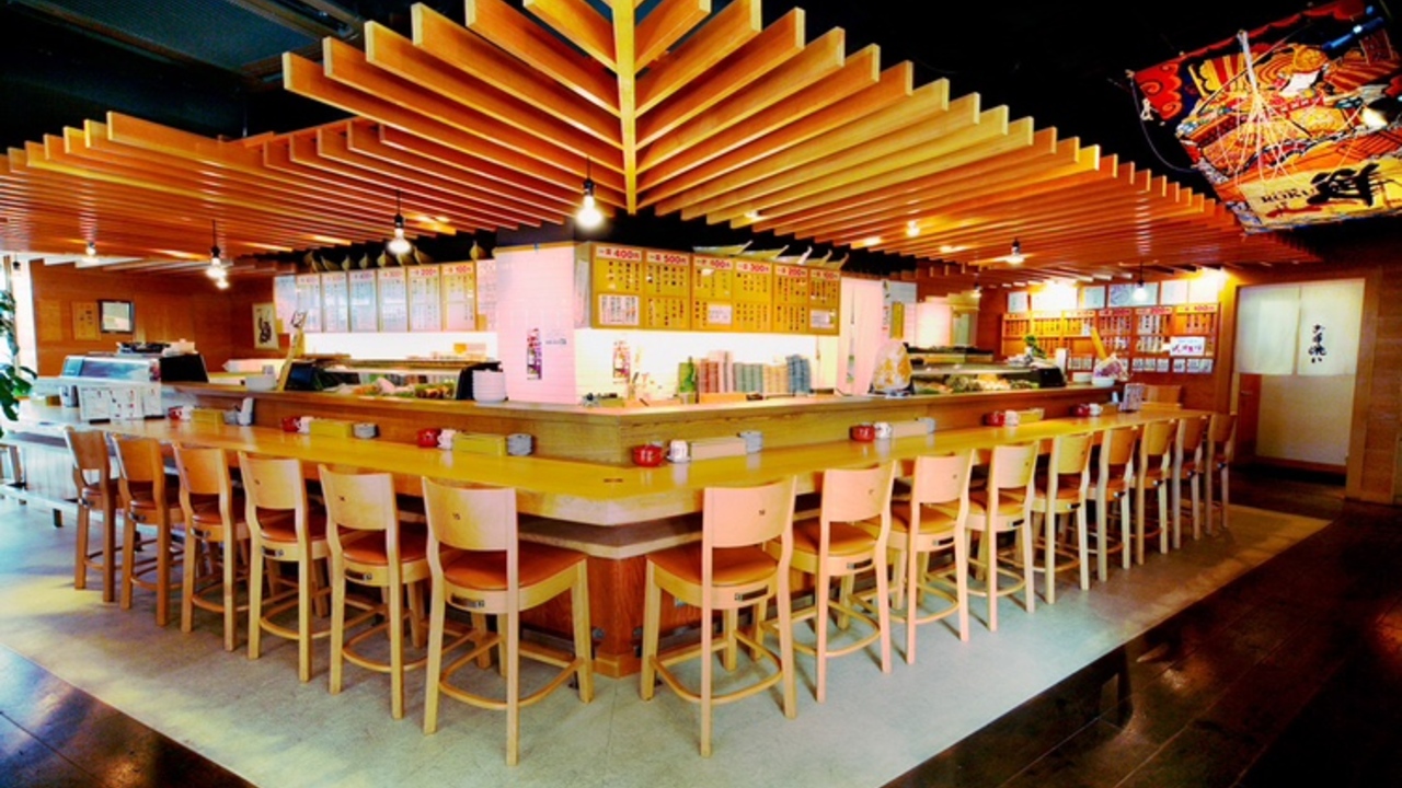 六鮮|寿司職人の求人画像1枚目