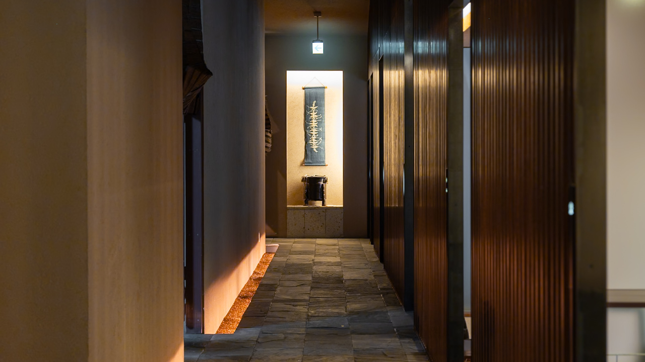 by 温故知新|レストランサービス・ホールスタッフの求人画像1枚目