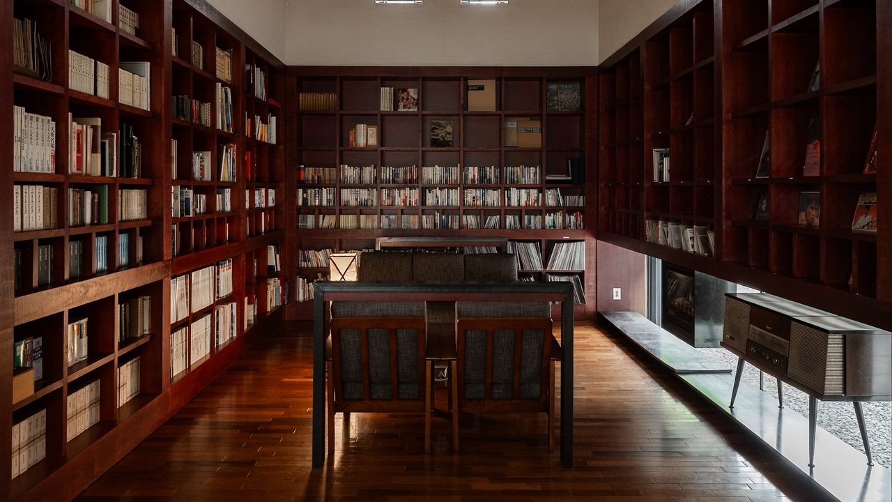 by 温故知新|ソムリエの求人画像1枚目