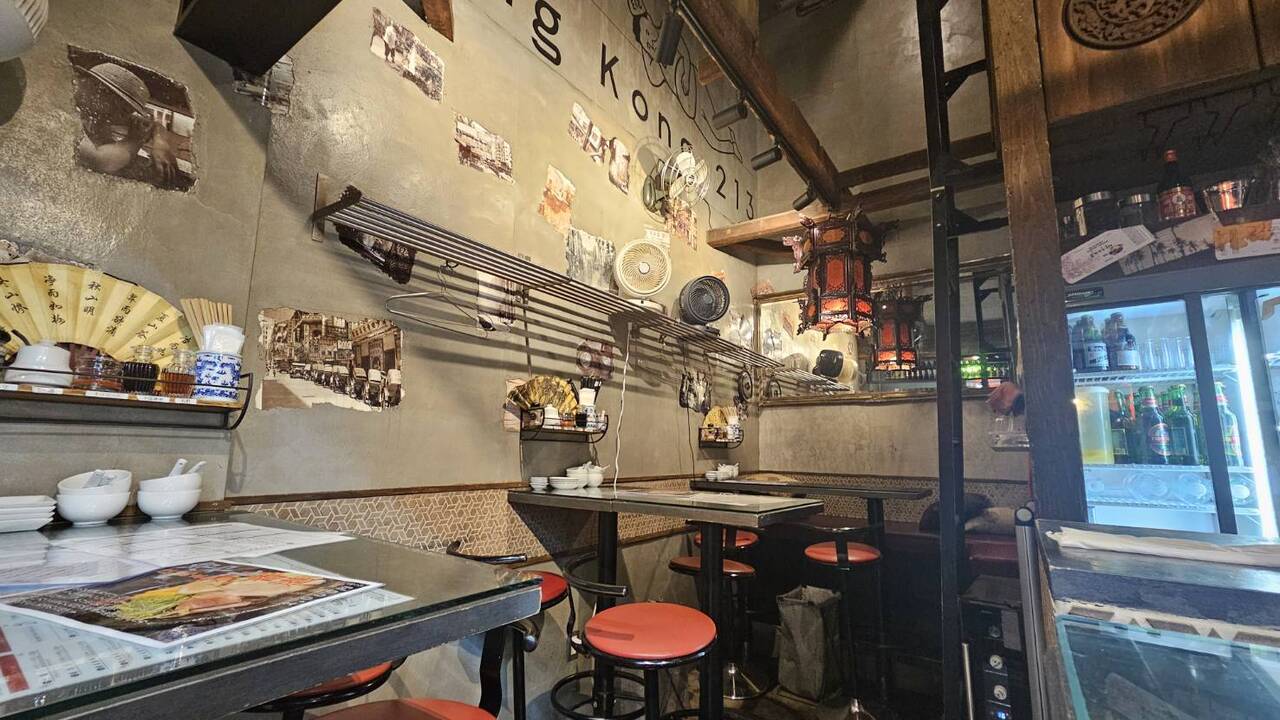 香港バル213|レストランサービス・ホールスタッフの求人画像3枚目