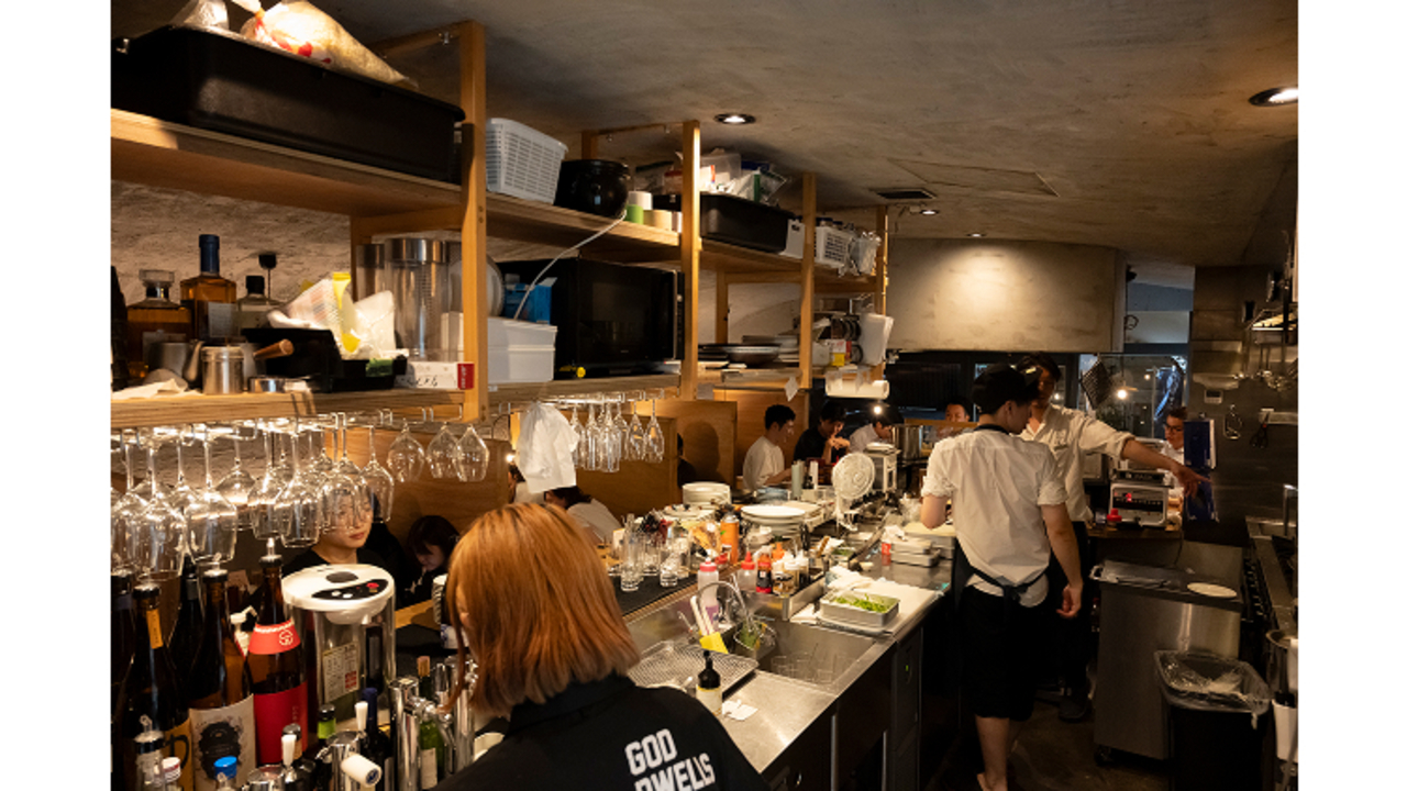 のんきグループ 『四谷 もつ焼のんき』 焼肉, 居酒屋 | レストランサービス・ホールスタッフ)の求人の写真 4枚目