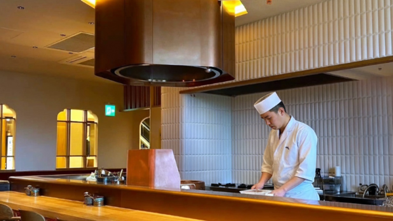 オリジナルグループ|レストランサービス・ホールスタッフの求人画像1枚目