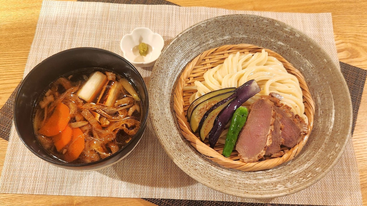 足踏みうどん　開都|レストランサービス・ホールスタッフの求人画像4枚目