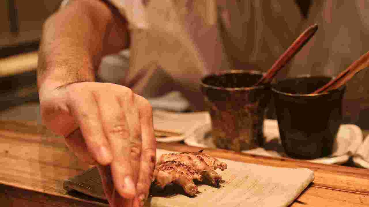 鳥えん ROUND ONE DELICIOUS(焼き鳥部門) 和食, 焼き鳥 | 料理長・料理長候補)の求人の写真