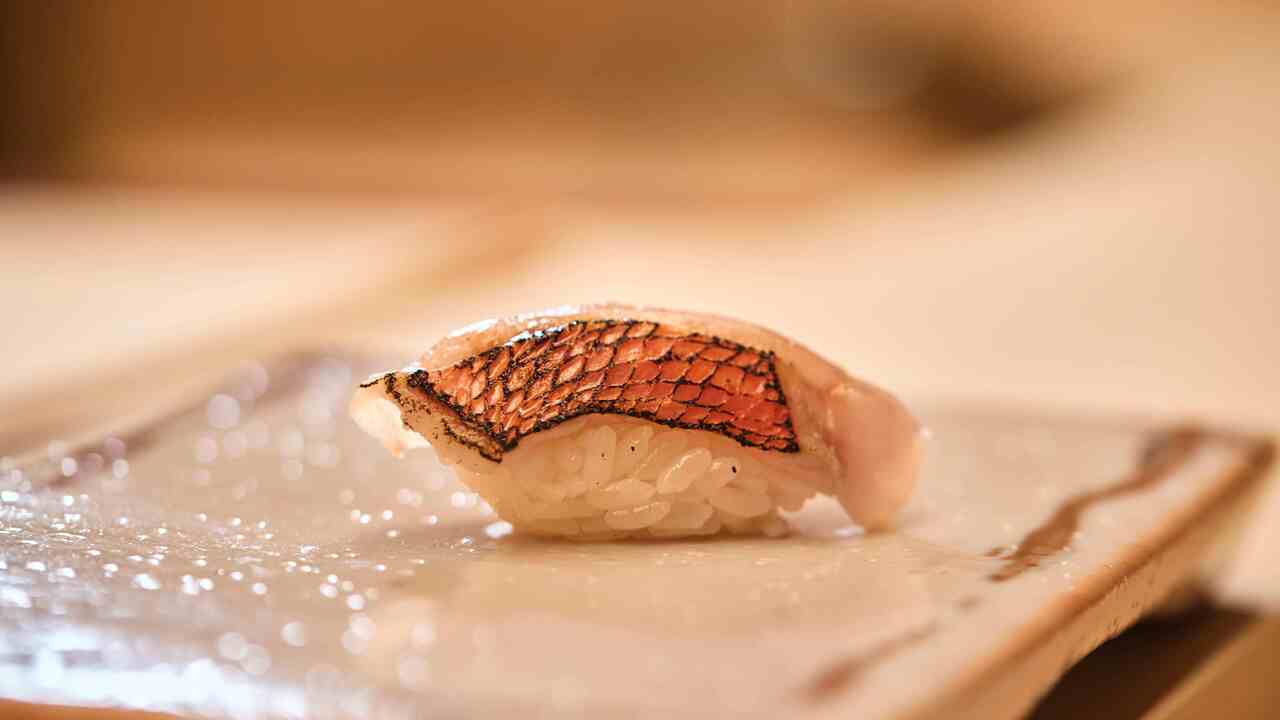 鮨 陸 ROUND ONE DELICIOUS(寿司部門) 寿司・鮨 | キッチンスタッフ)の求人の写真