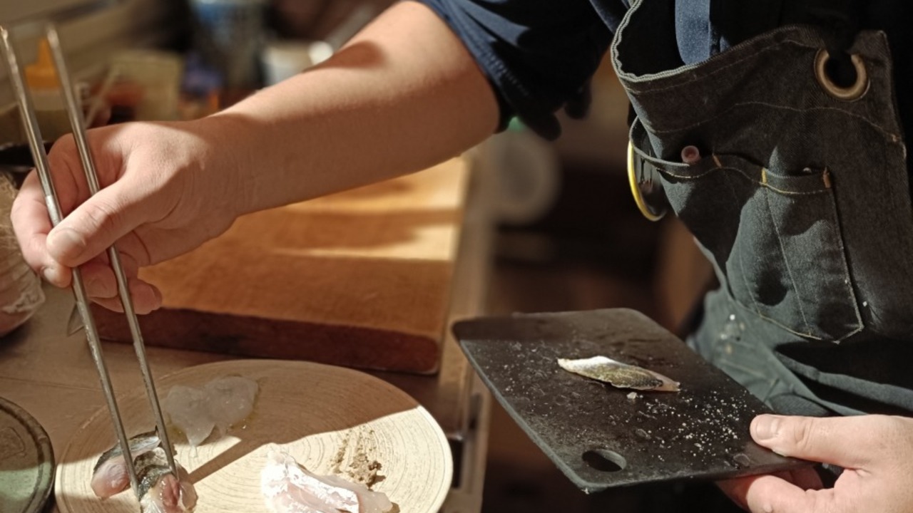 KARASU no ONGAESHI|レストランサービス・ホールスタッフの求人画像3枚目