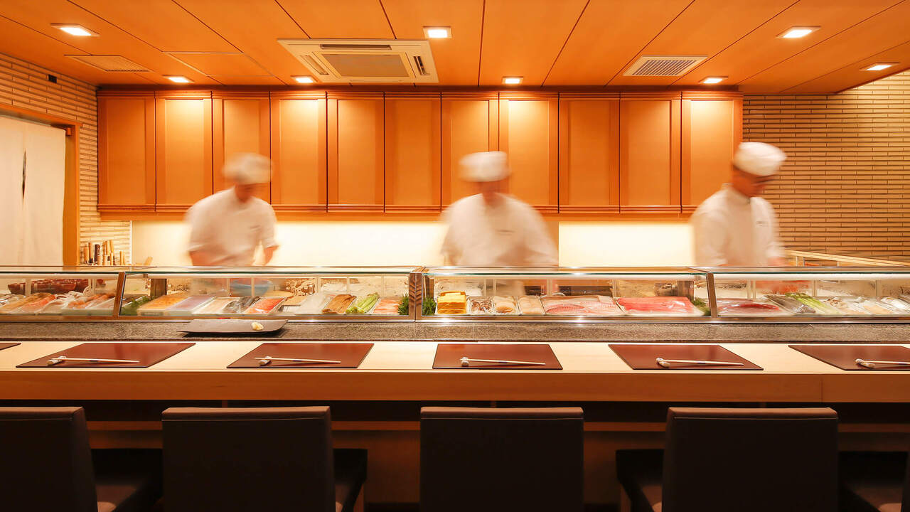 築地寿司岩|女将・和装ホールの求人画像1枚目