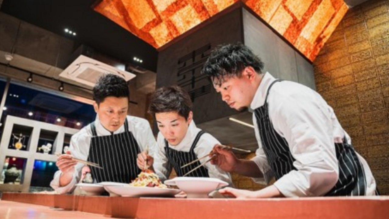 中華Aoki|調理見習い・調理補助の求人画像1枚目