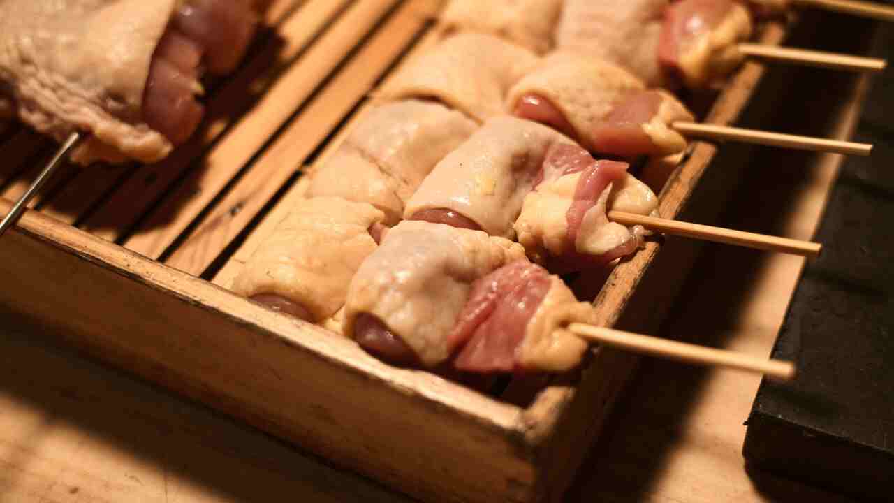 薪鳥新神戸|焼き鳥職人の求人画像1枚目