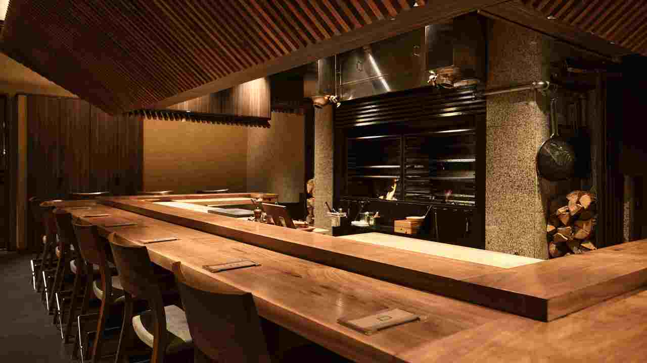 薪鳥新神戸 ROUND ONE DELICIOUS(焼き鳥部門) 和食, 焼き鳥 | キッチンスタッフ)の求人の写真