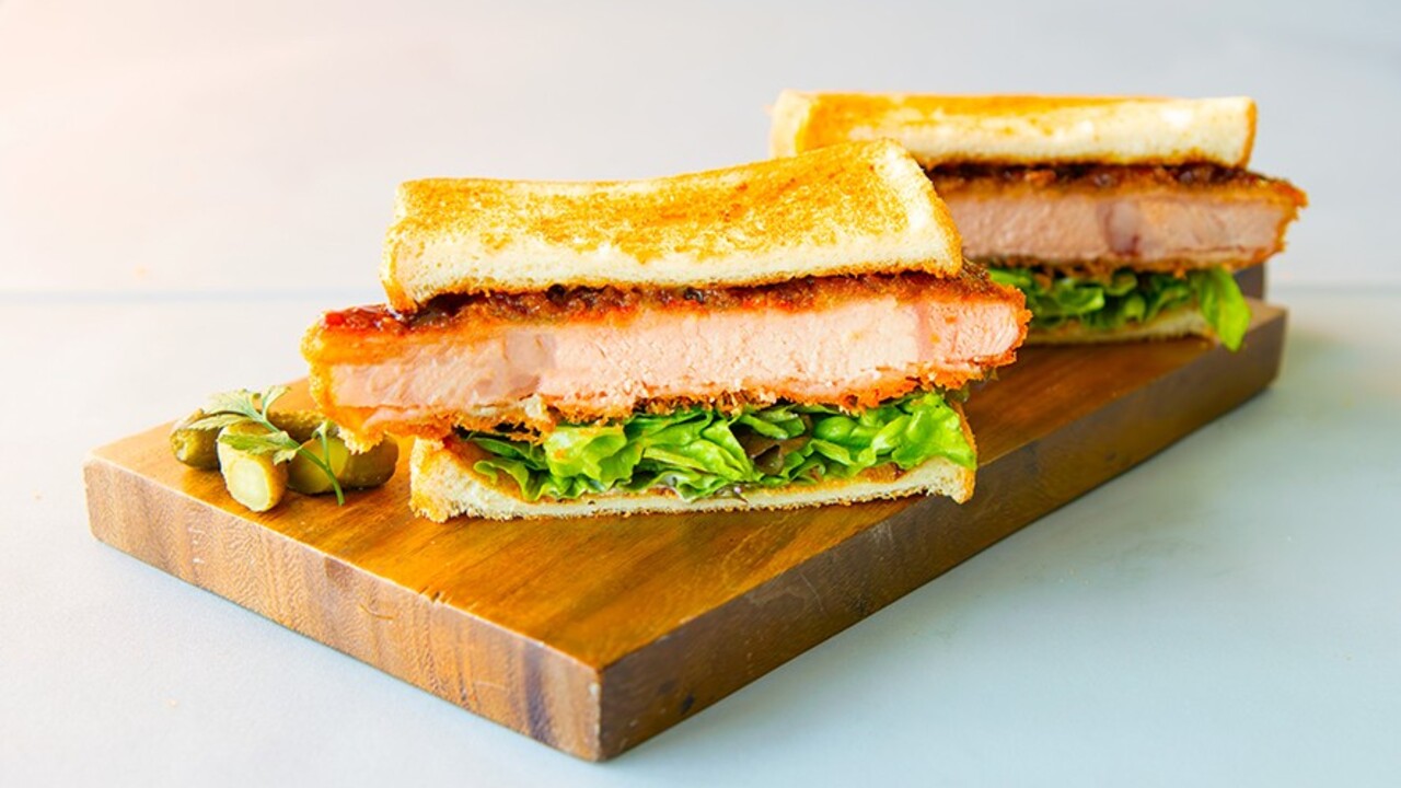 三本亭|レストランサービス・ホールスタッフの求人画像2枚目