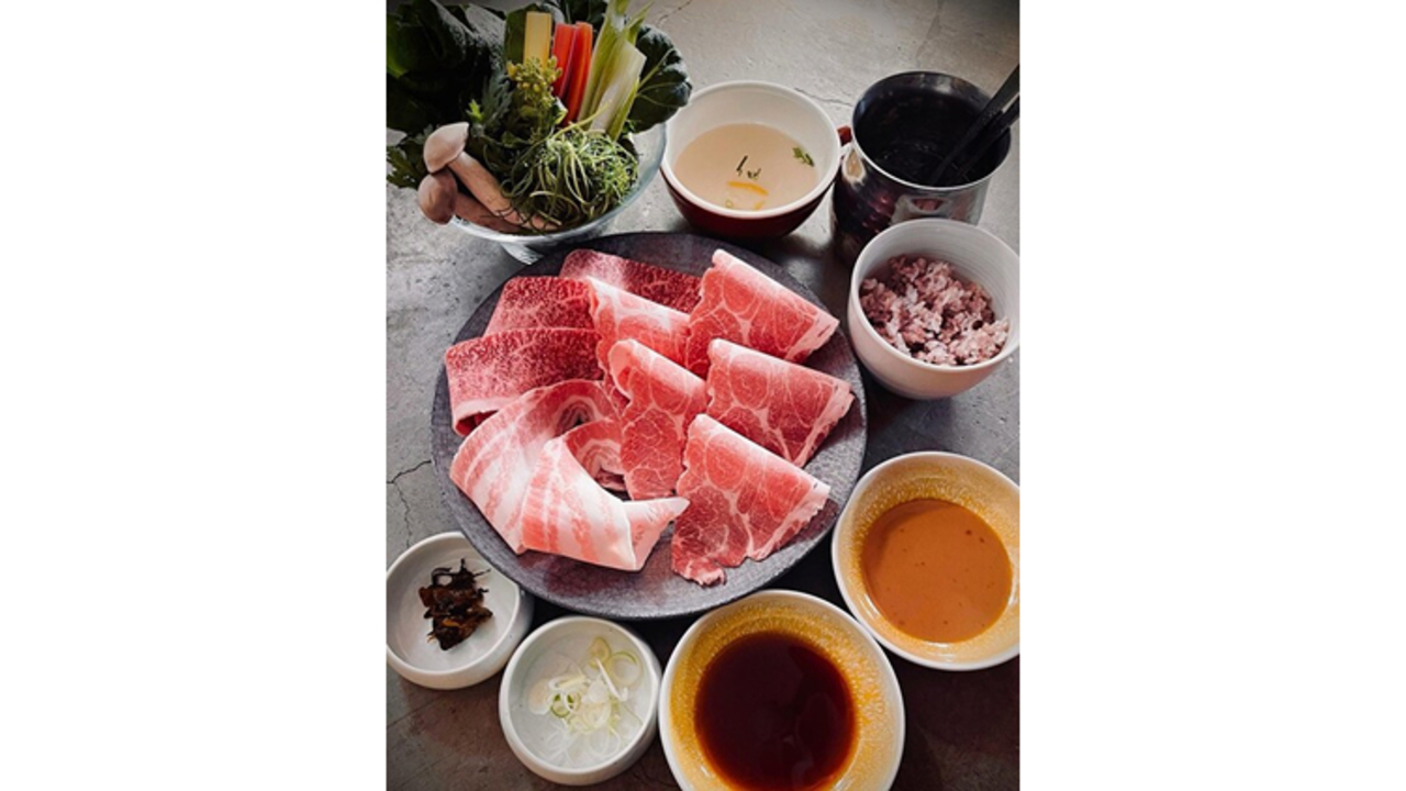 しゃぶしゃぶつかだ 渋谷スクランブルスクエア店 和食, 日本料理・懐石料理 | 料理長・料理長候補)の求人の写真 3枚目