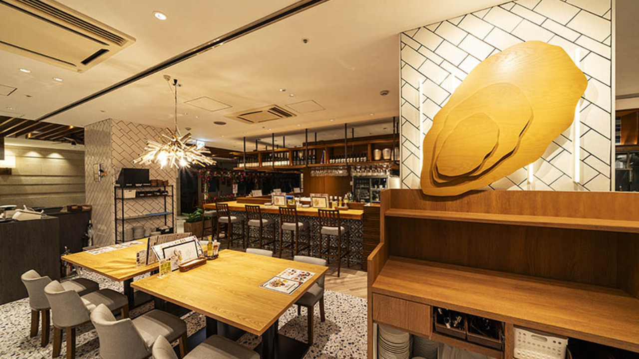 8th sea oysterbar 天神ソラリアプラザ店 バル・バー, 創作・ダイニングバー | レストランサービス・ホールスタッフ)の求人の写真 2枚目