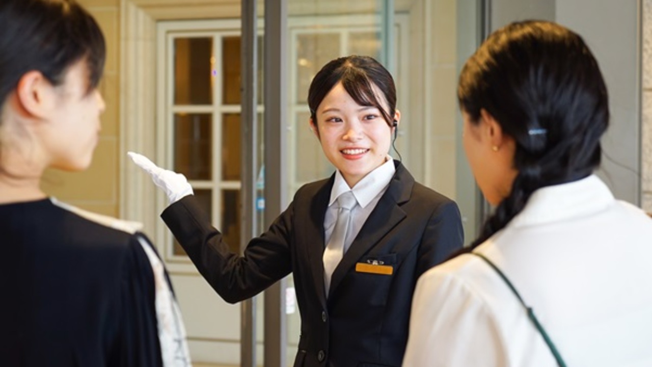 ホテル関連事業部 シティパークアンドサービス株式会社 ラグジュアリーホテル, シティホテル, その他ホテル | 宿泊部門 | ドア・ベル・コンシェルジュ)の求人の写真 1枚目