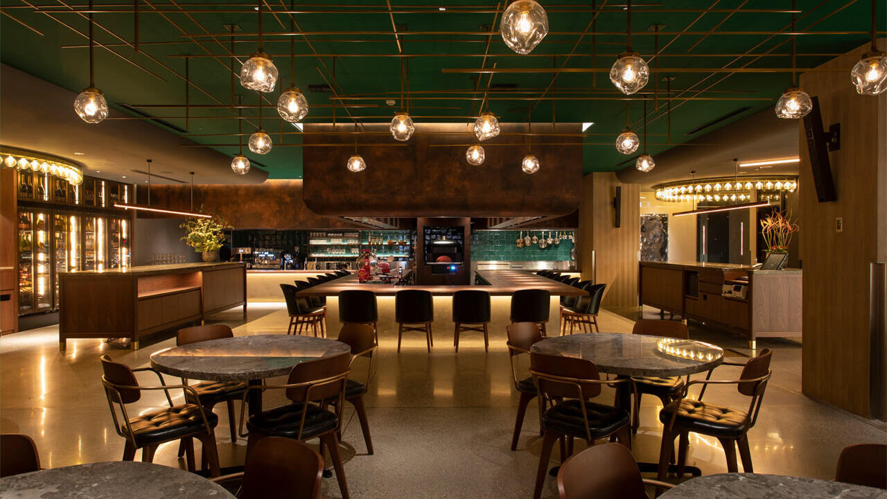 株式会社トランジットホールディングス-ERUTAN RESTRANT BAR-スーパーバイザー 1枚目